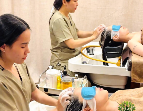 Gội Đầu Ủ Hoa Kết Hợp Massage Sừng Trâu Trắng – Hành Trình Chạm Đến Sự An Yên Chỉ 169K Tại Hoàng Kim Spa – Phú Nhuận
